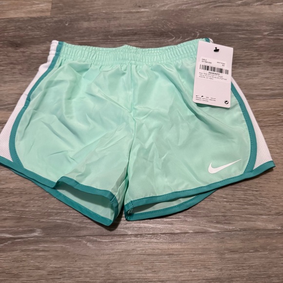 Nike kids Mint Green Athletic Shorts - Picture 1 of 3